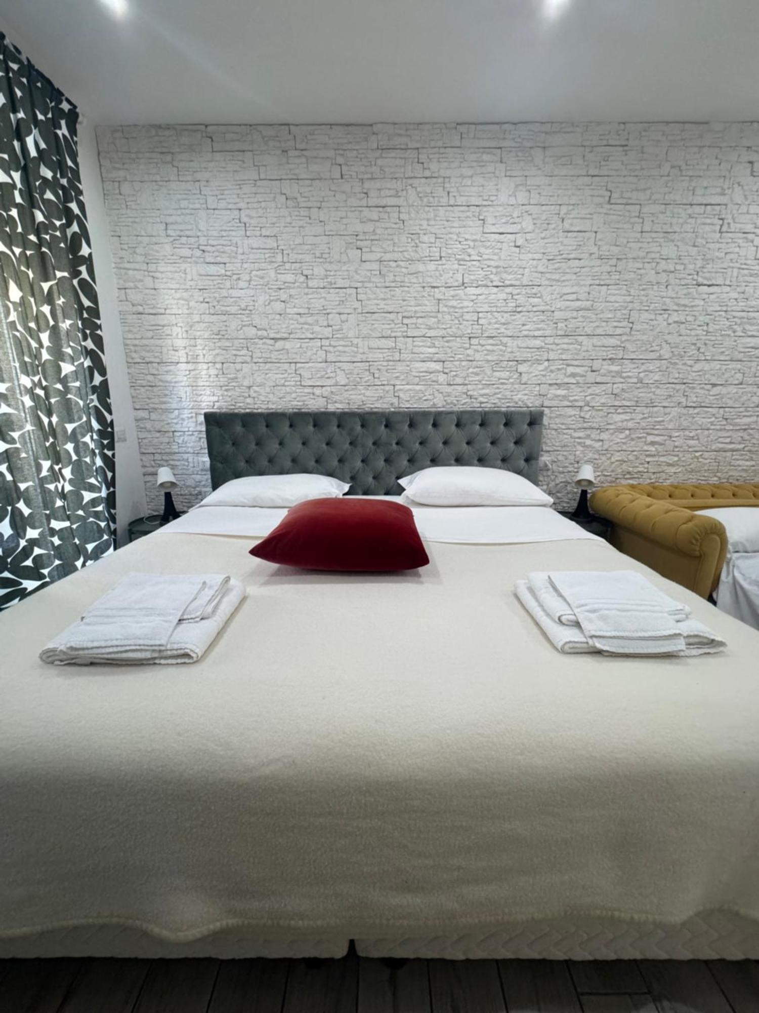 רומא San Pietro Dreaming Rooms מראה חיצוני תמונה
